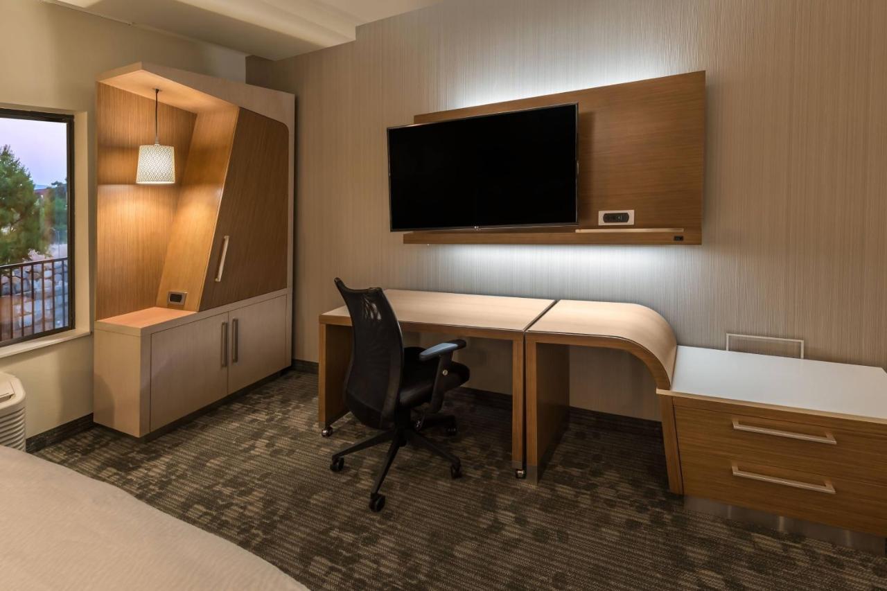 Courtyard By Marriott Reno Downtown/Riverfront Exteriér fotografie