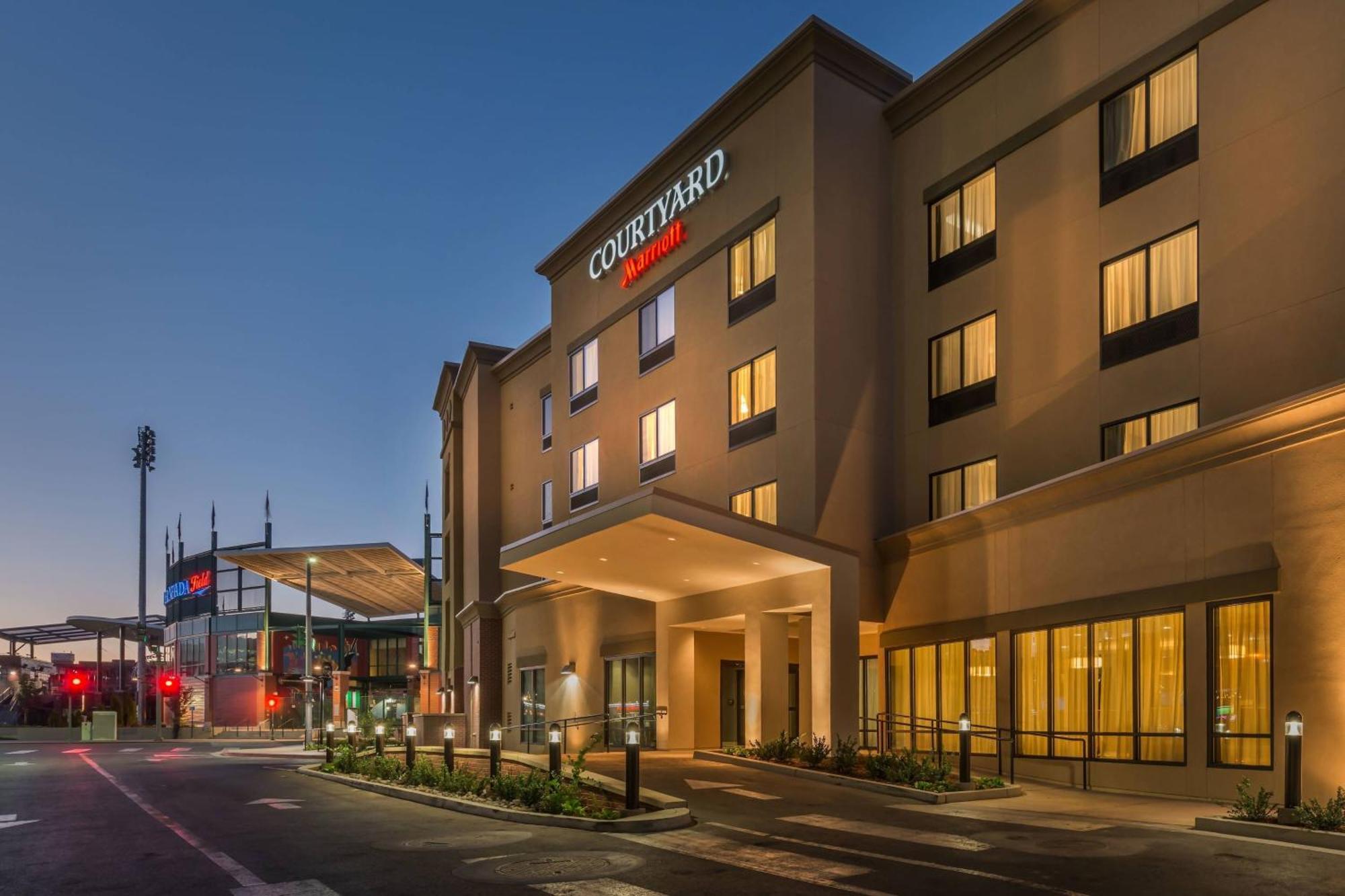 Courtyard By Marriott Reno Downtown/Riverfront Exteriér fotografie